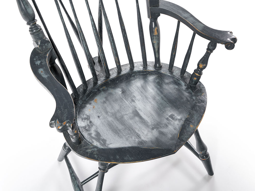Windsor chair, Nantucket Fan-back carved knuckles